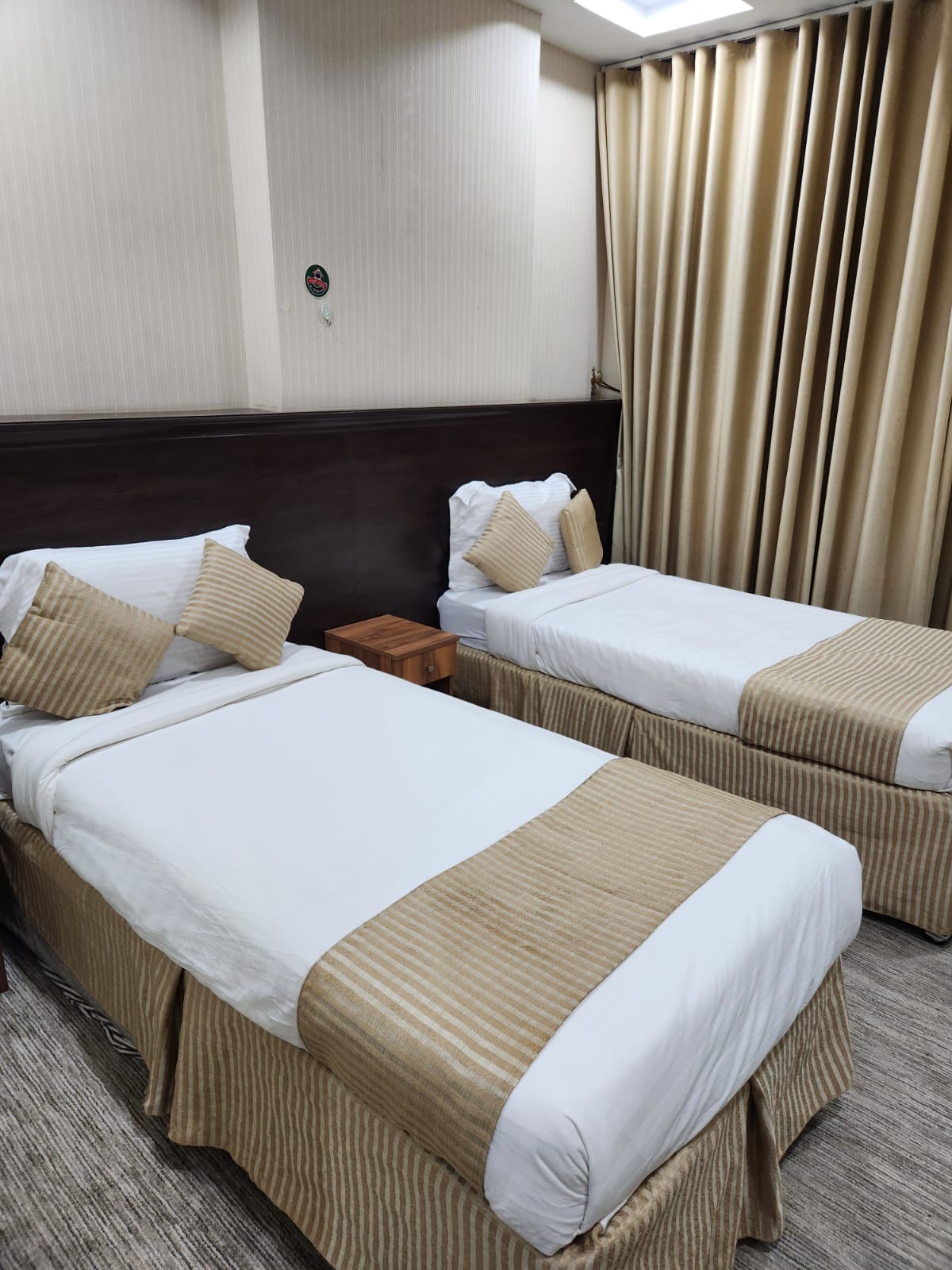 HMG GOLD  HOTEL